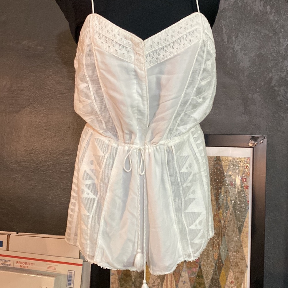 T J D
Romper, 
size small